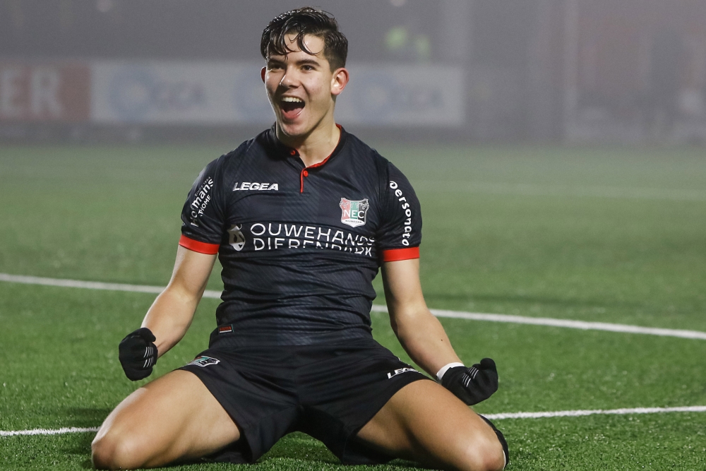 Bronzen Stierwinnaar Ferdi Kadioglu met Oranje O19 op jacht naar EK-ticket